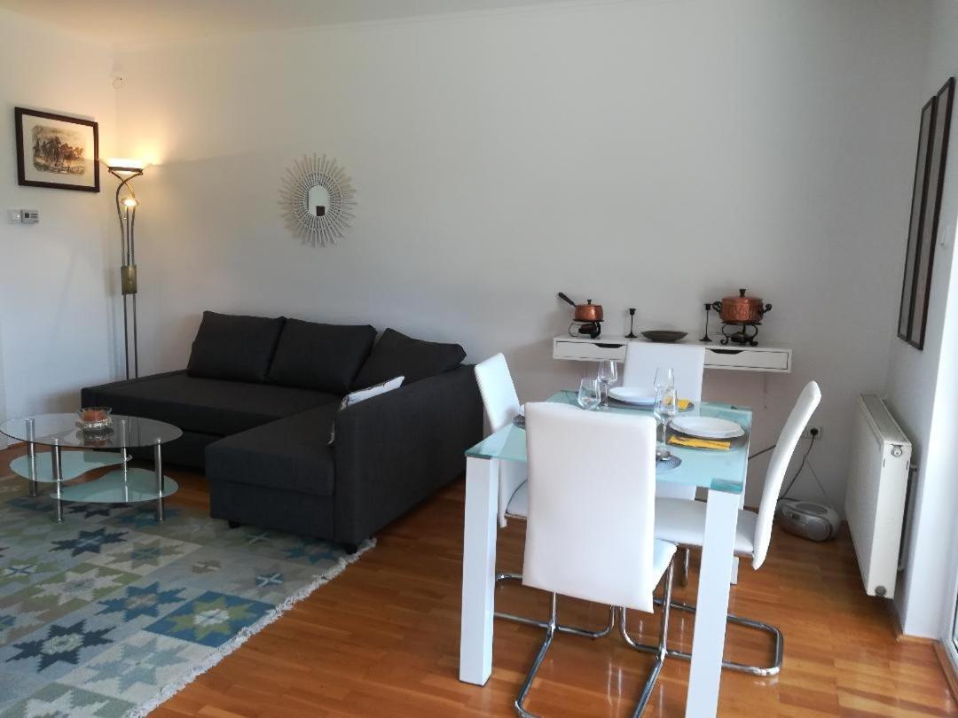 Homy Apartment In Buda, With Safe Garage And Terrace Budapeste Exterior foto