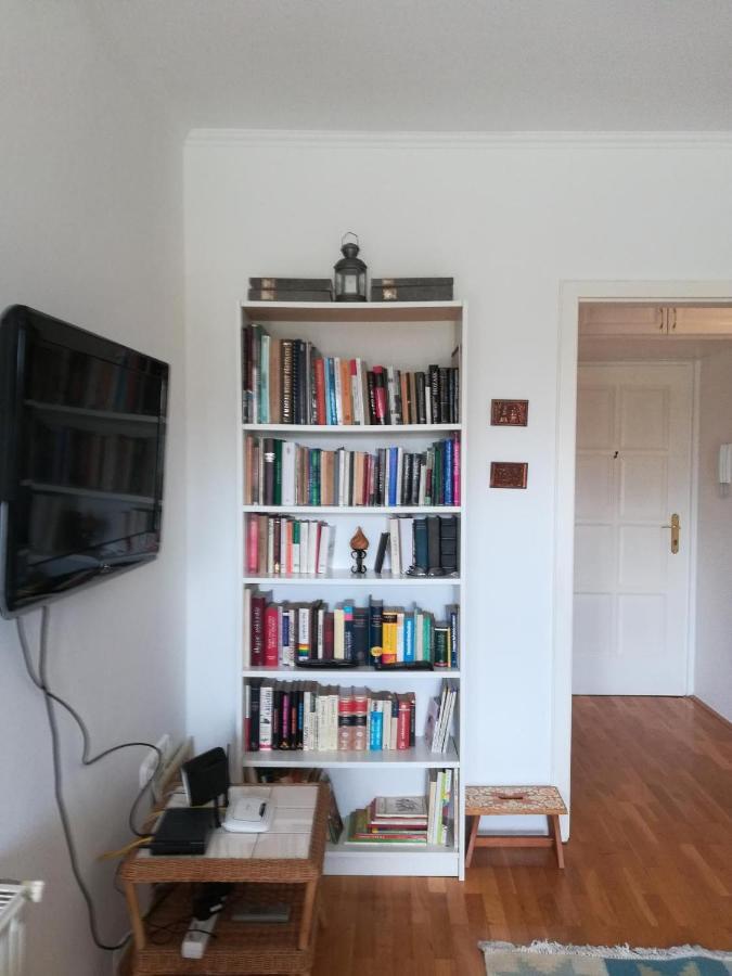 Homy Apartment In Buda, With Safe Garage And Terrace Budapeste Exterior foto