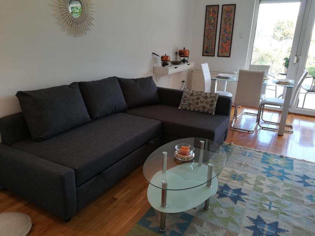 Homy Apartment In Buda, With Safe Garage And Terrace Budapeste Exterior foto